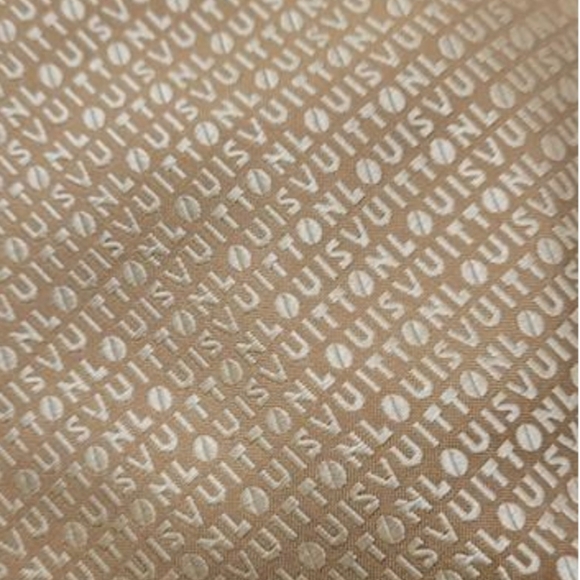 Louis Vuitton Gold Monogram Logo 100% Silk Tie - Picture 2 of 9